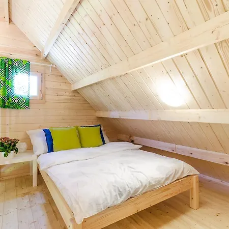 Bursztynowa Osada Lodge *