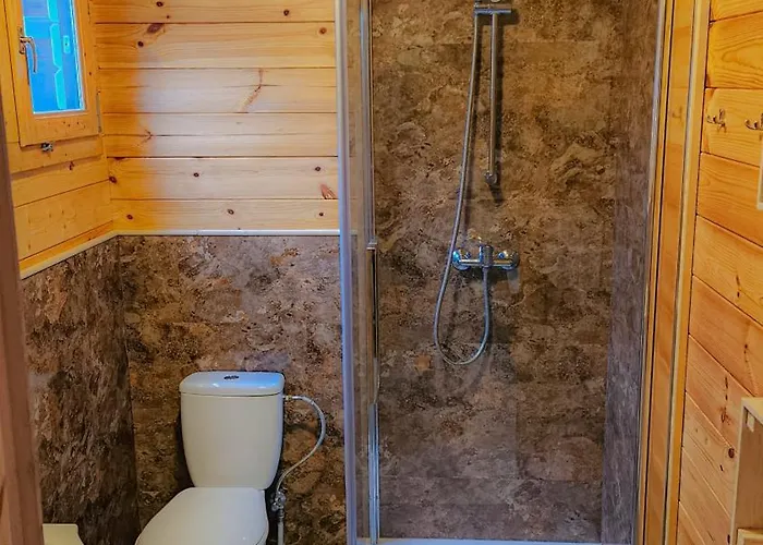 Bursztynowa Osada Jaktstuga Kopalino